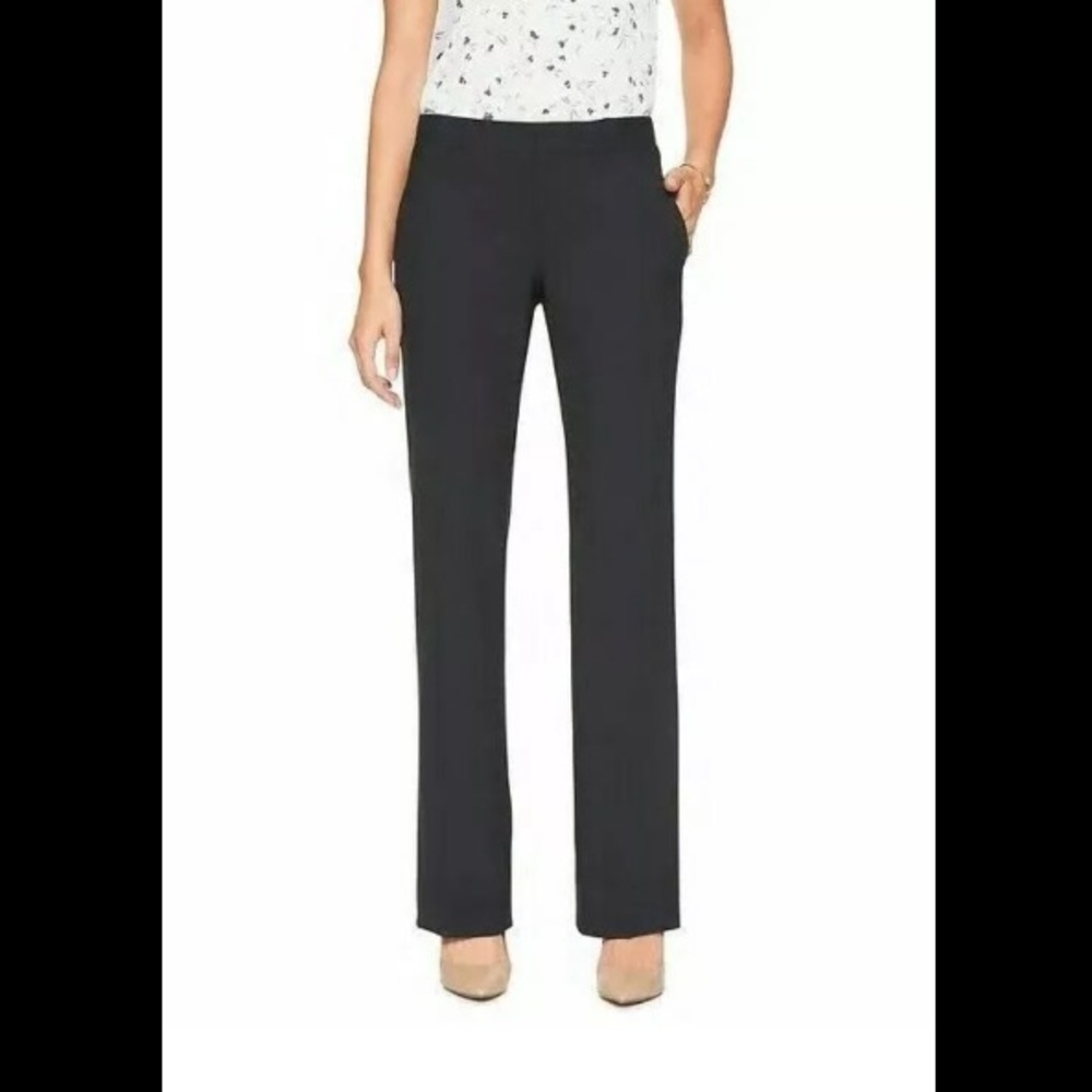 Banana Republic- Logan fit - size 14 - Inseam 33”